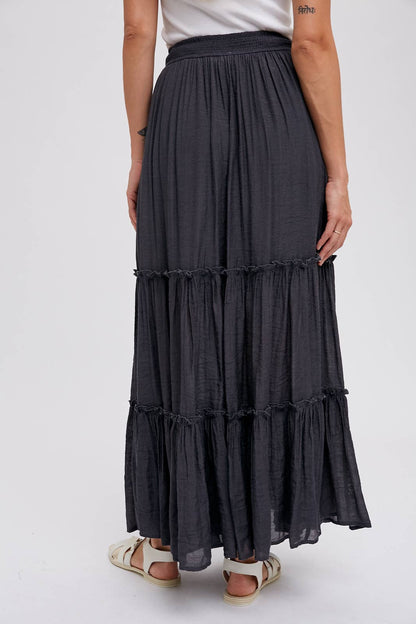 TIERED RUFFLE FLOWY MAXI SKIRT: ASH / L Bluivy